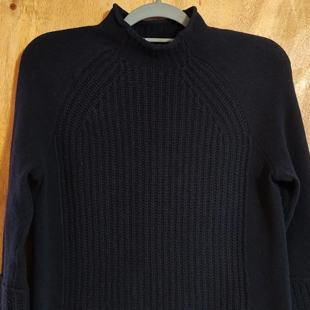 J. Crew Women's Ribbed Knit Fisherman's Sweater Navy 100% Wool Funnel Neck Sz XS